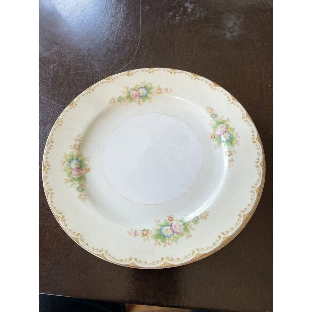 spencer bread and butter plate, 2 Pieces 7.5 Inch Diameter.